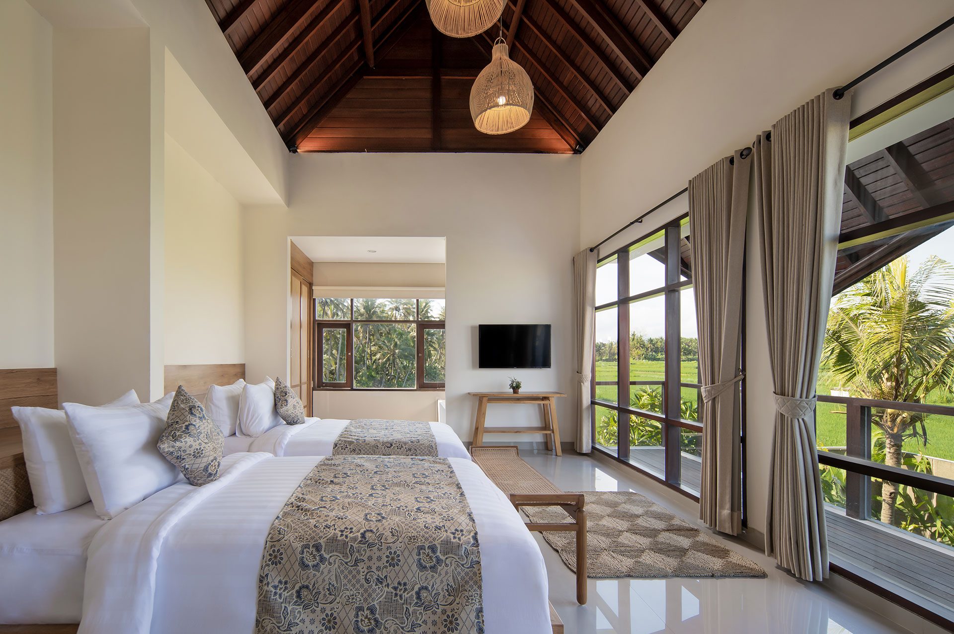 Agrapana Beach Villa