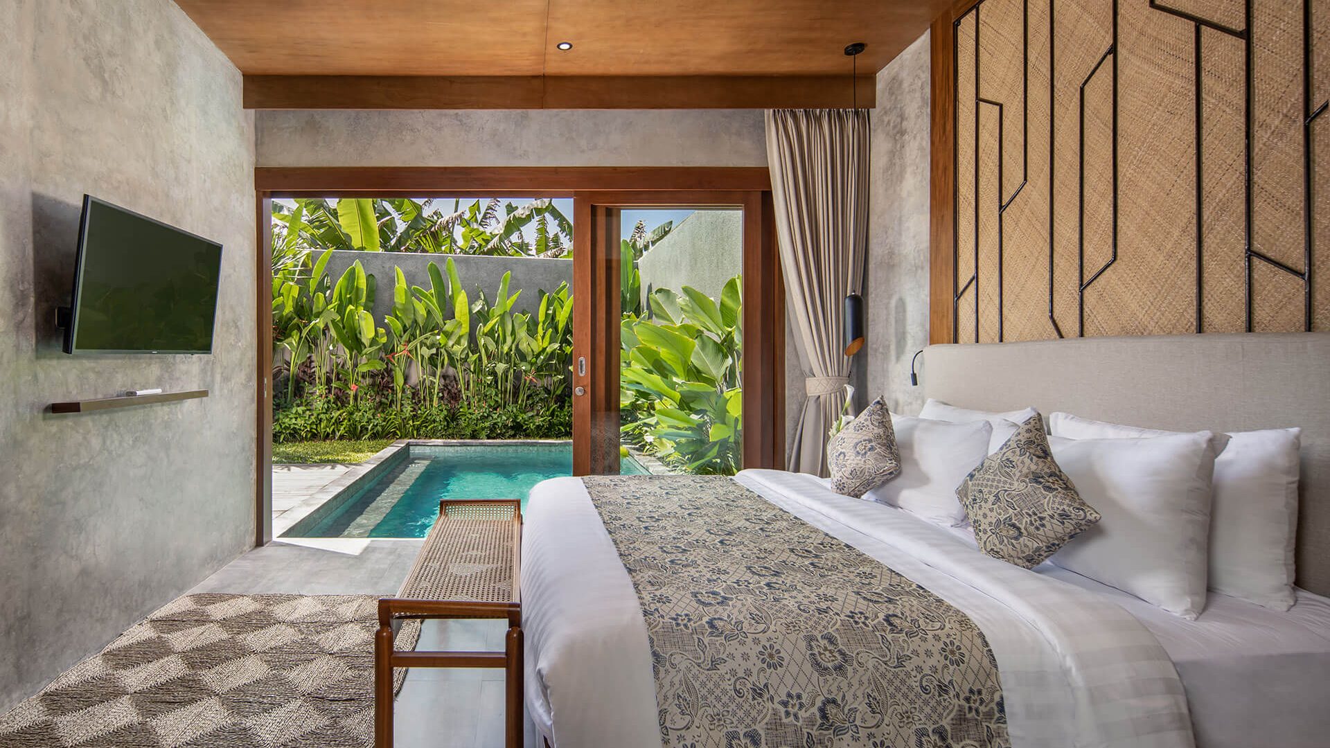 Agrapana Beach Villa - One Bedroom to Swimming Poll